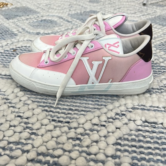 Louis Vuitton Charlie sneaker - Picture 3 of 6